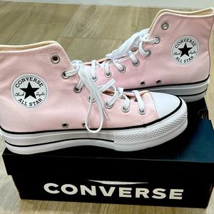 Converse hi top platform sneakers size 8. New in box-never worn.